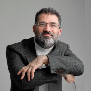 Аркадий Цукер